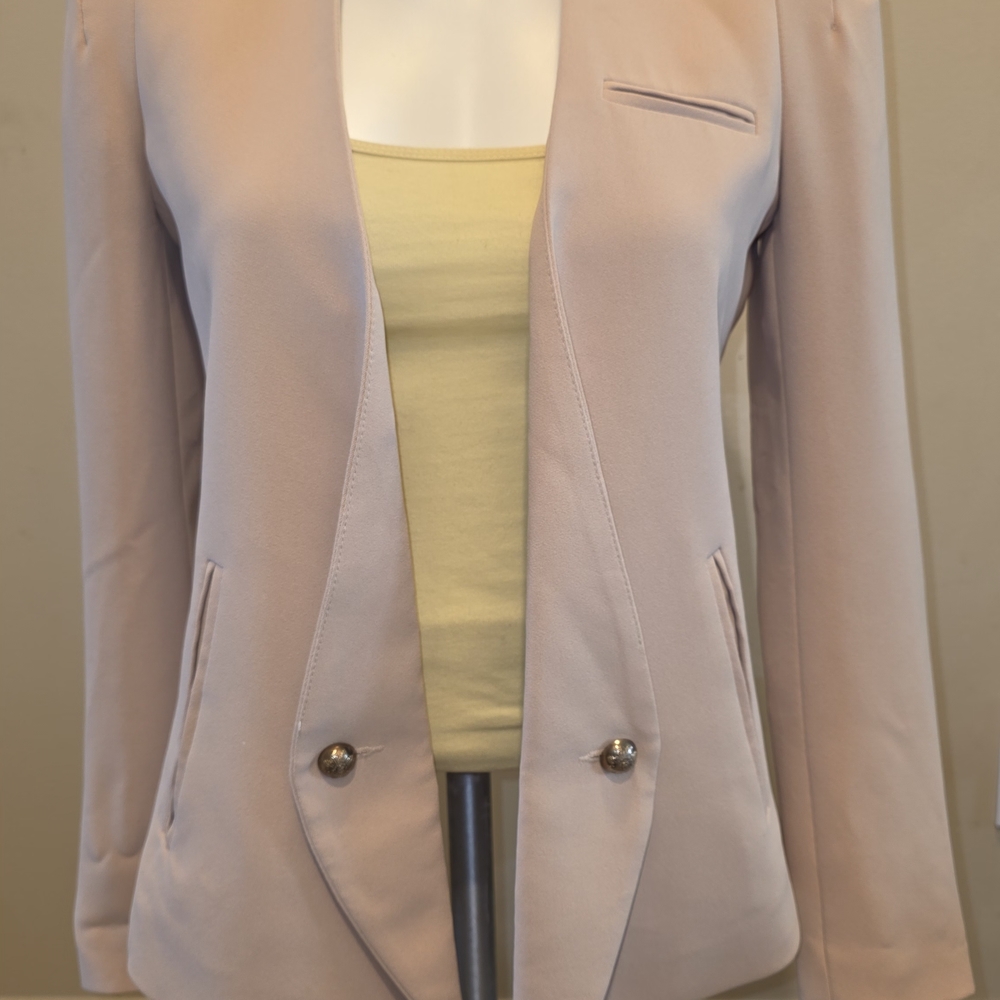 Elegant Women's Blazer